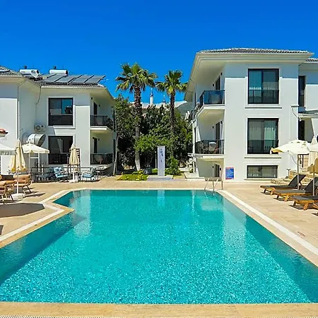 Hotel Marla Cedit
