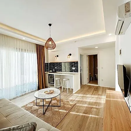 Marla Hotel Cedit